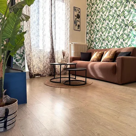 Le Nova - 2 Chambres, Parking Prive, Centre 칸느