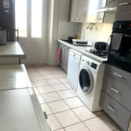 Le Nova - 2 Chambres, Parking Prive, Centre 아파트