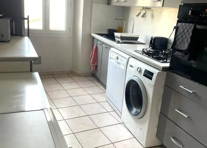 Le Nova - 2 Chambres, Parking Prive, Centre Apartman