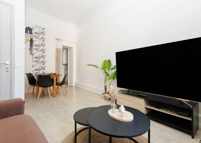 Le Nova - 2 Chambres, Parking Prive, Centre Apartman