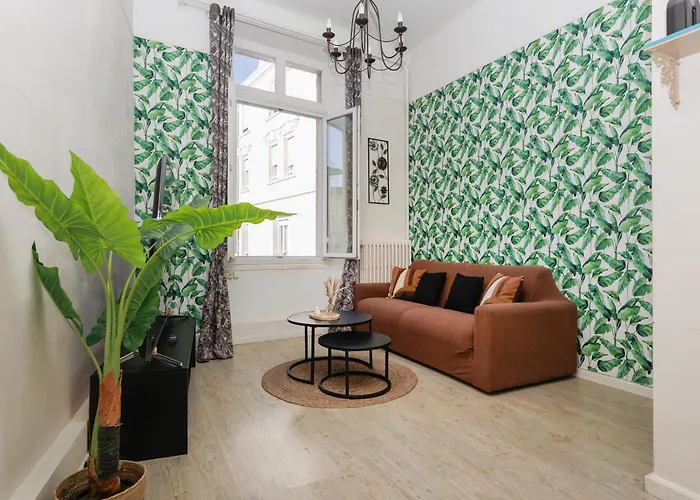 Le Nova - 2 Chambres, Parking Prive, Centre Cannes