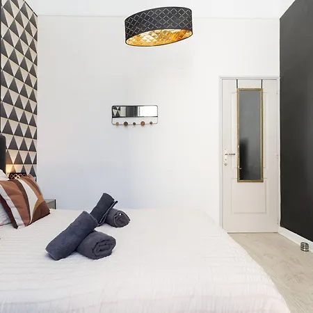 Le Nova - 2 Chambres, Parking Privé, Centre